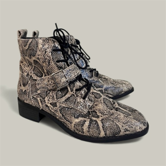 Express  Lace-Up Combat Boots |snake skin|  Animal Print size 8 - Picture 2 of 4